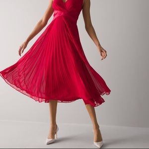 White House Black Market Red Pleated Midi Dress  NWT Size 2